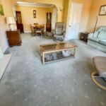 Lounge/Dining